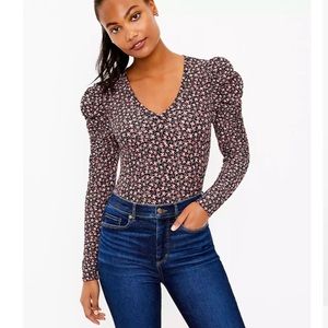 NWT LOFT Women's Petite Floral Puff Sleeve Top